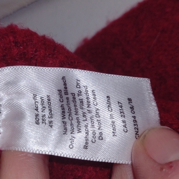 Beautiful Red Talbots Knit Poncho size small/xsmall Christmas - Picture 6 of 7